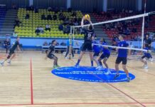 Înfrângere acasă după cinci seturi în fața „marinarilor”