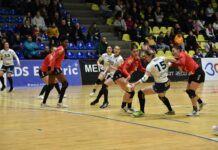 Minaur învinge revelația campionatului și începe anul perfect