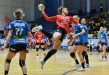 Victorie categorică pentru Minaur: + 5 la pauză, + 10 la final