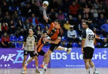 Minaur se califică în optimi după o înfrângere acasă la 5 goluri