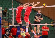 Dinamo începe cu victorie duelul cu Explorări din play-off