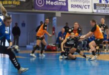 Băimărencele le-au lăsat fără glas pe gorjence lângă … Masa Tăcerii