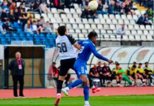 Pelici a debutat cu înfrângere în play-off